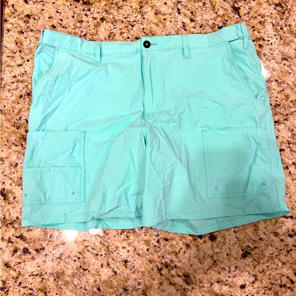 Magellan Outdoor 7 in inseam Aqua Shorts Men’s. New with Tags